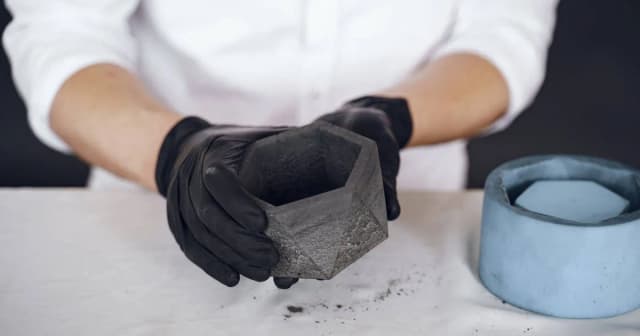Jak zrobić donice z cementu - proste kroki i kreatywne pomysły