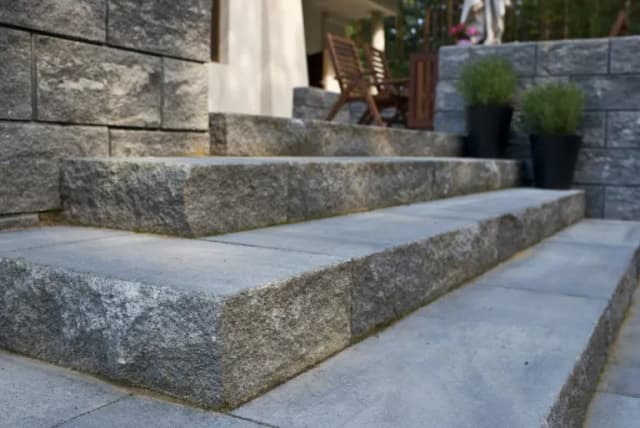 Jaki cement na zewnątrz? Wybierz najlepszy na trudne warunki